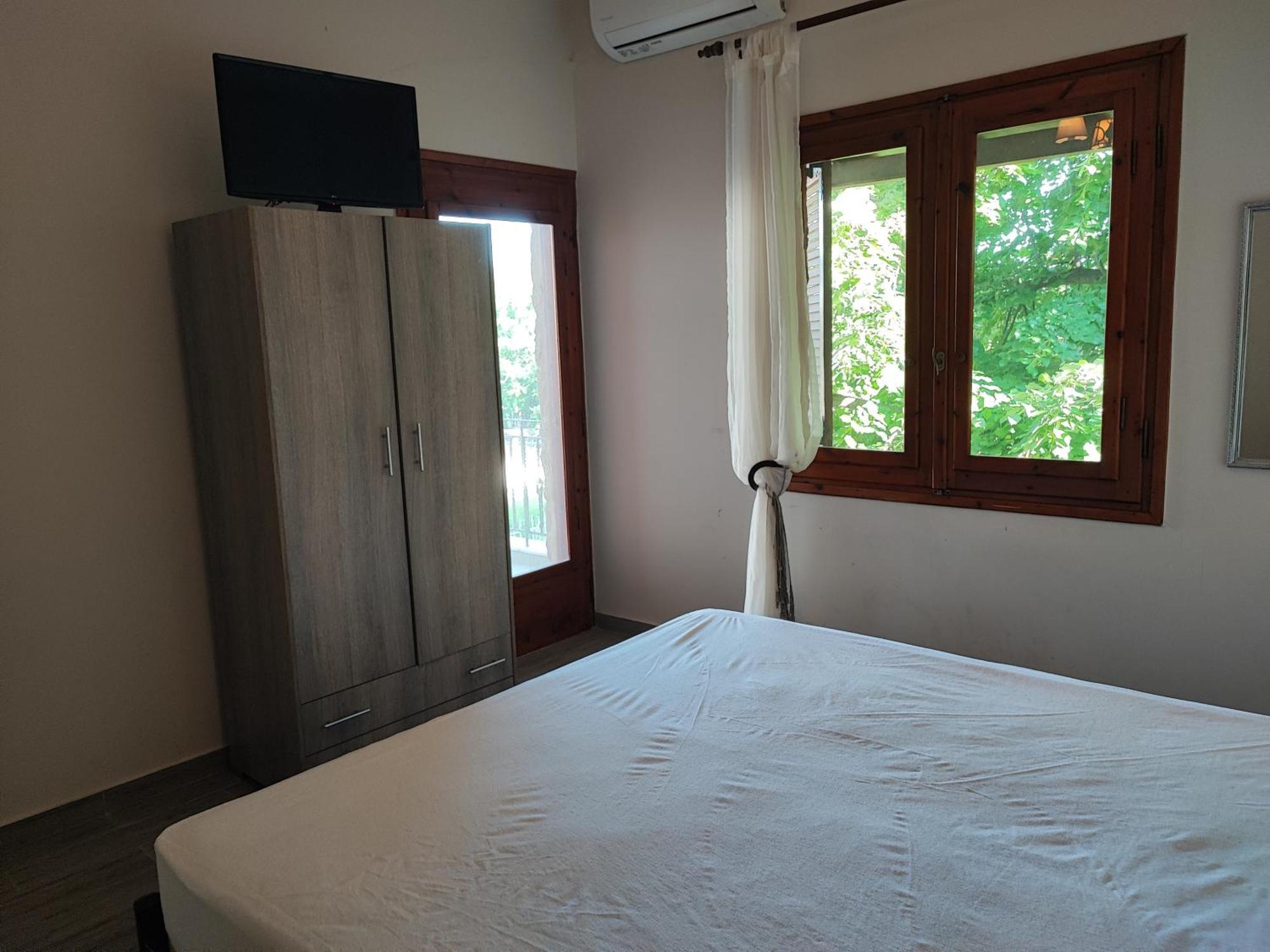네아 포티데아 Stone House With Seaview 아파트 외부 사진