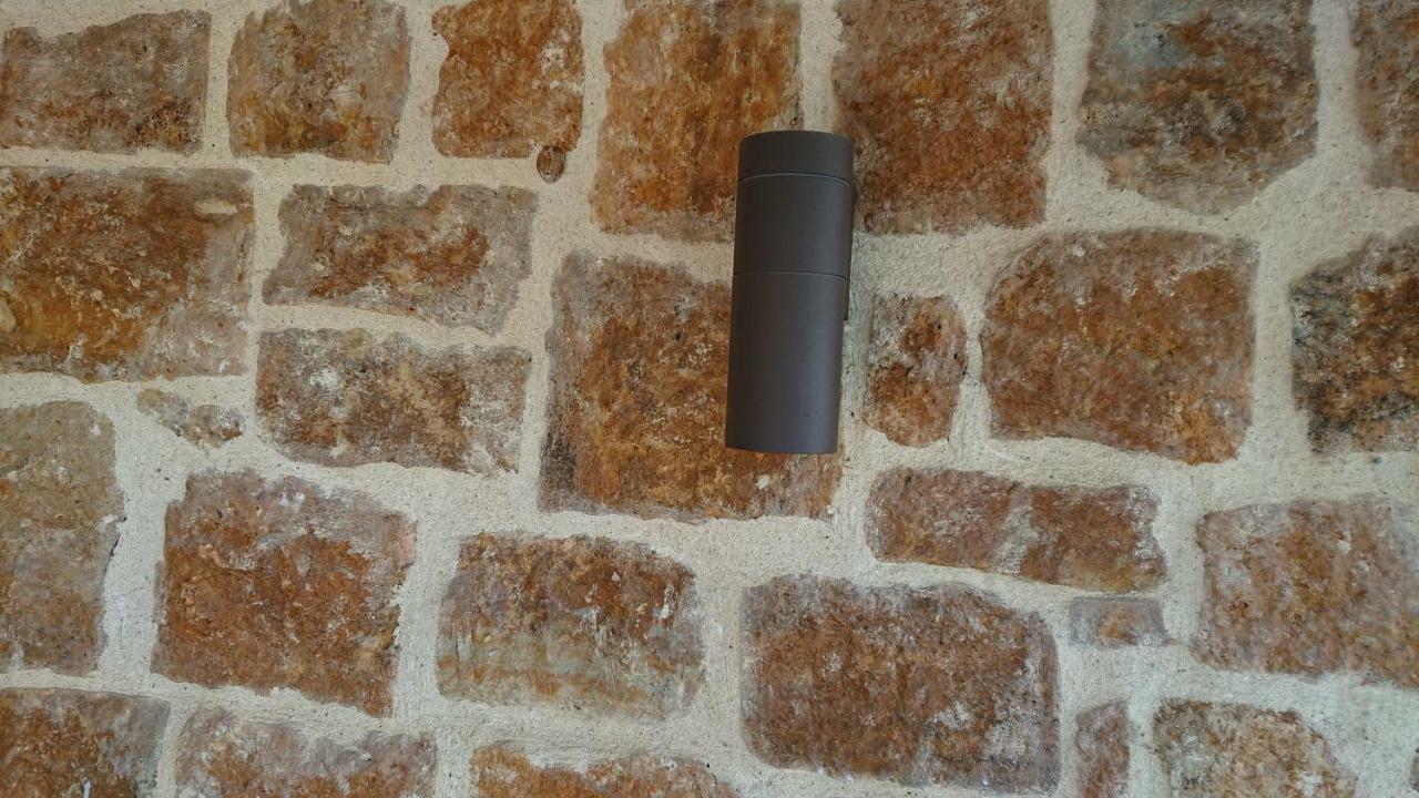 네아 포티데아 Stone House With Seaview 아파트 외부 사진