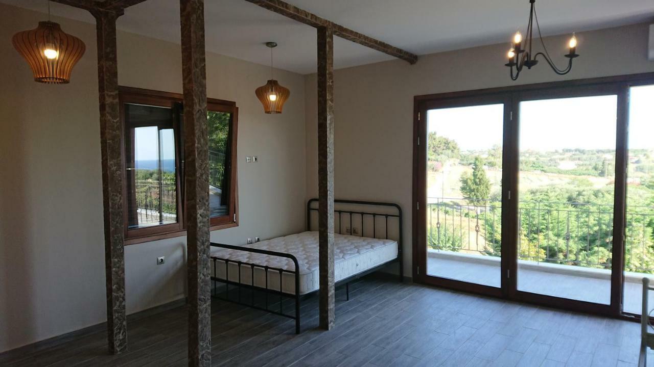 네아 포티데아 Stone House With Seaview 아파트 외부 사진