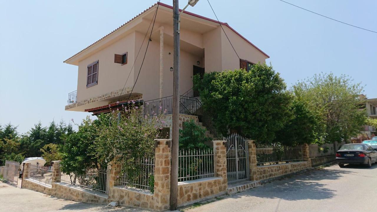 네아 포티데아 Stone House With Seaview 아파트 외부 사진
