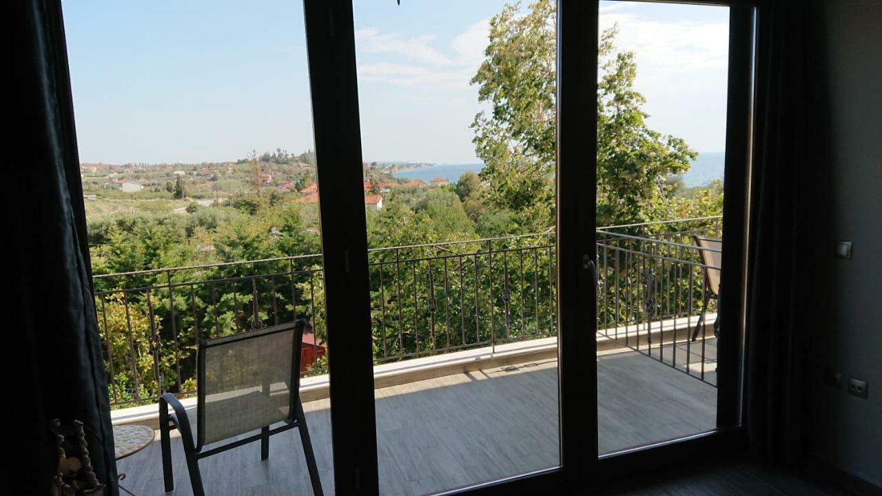 네아 포티데아 Stone House With Seaview 아파트 외부 사진